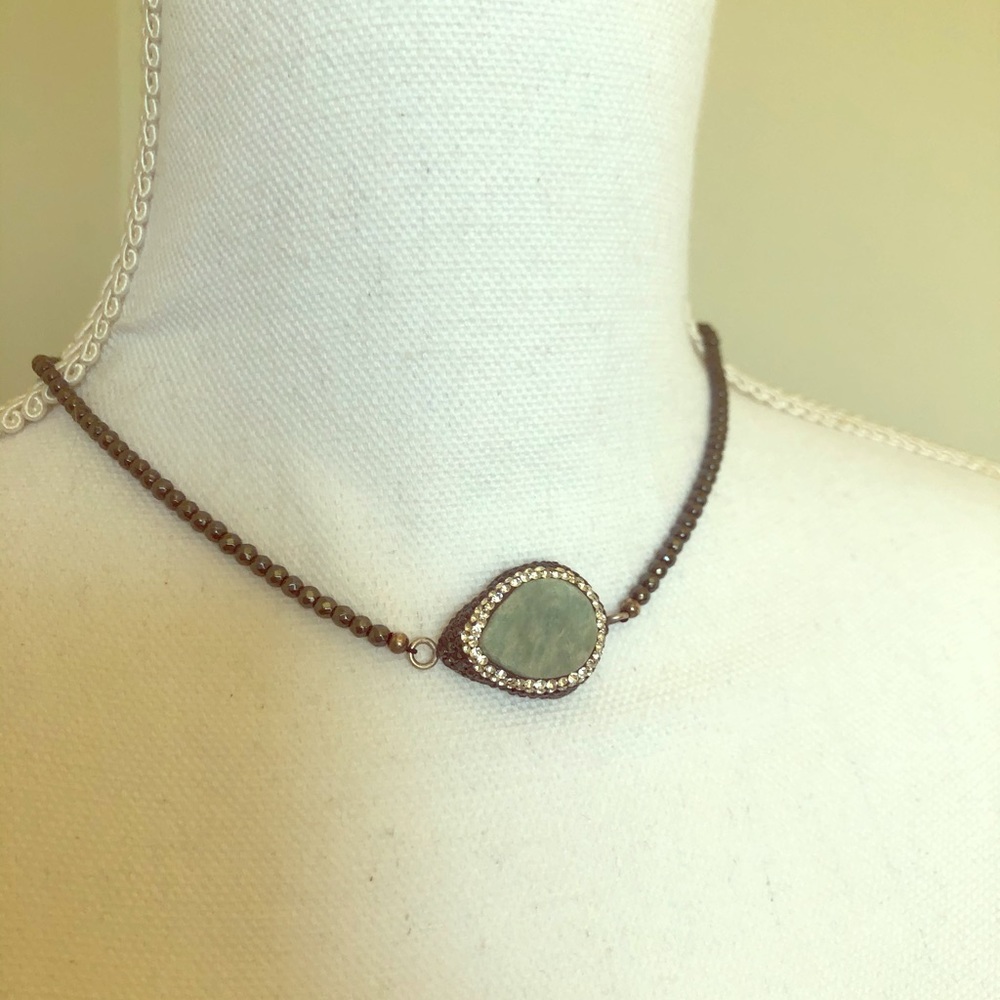 Choker necklace